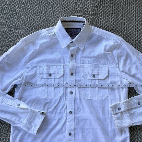 Affliction Shirt Mens Medium White Premium Button Up Embroidery Motorcycle Biker - Picture 10 of 11